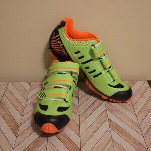 Tieboa road cycling shoe.  Size 40
